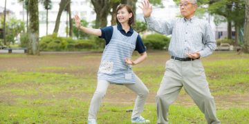 遠離病痛 華書首創居家運動教學助銀髮族抵抗肺炎