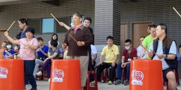 憨喜劇場幸福圓夢 真實改編障礙者勇敢求職故事