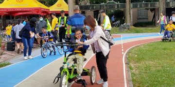 輔具休閒運動會秋季開跑腦麻者一展運動精神